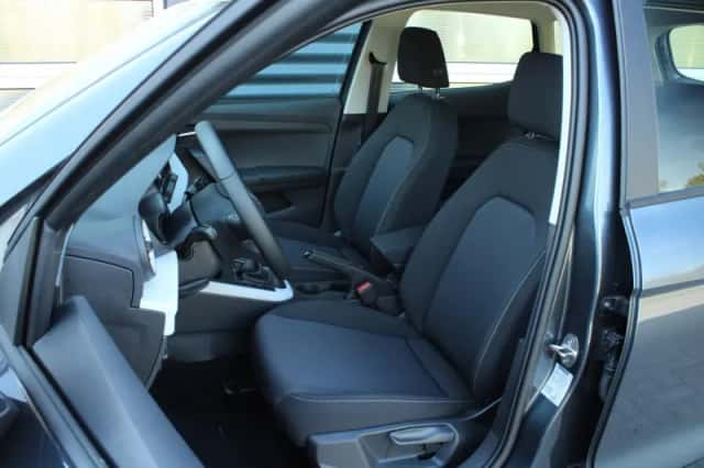 SEAT Arona (2026) thumbnail 4