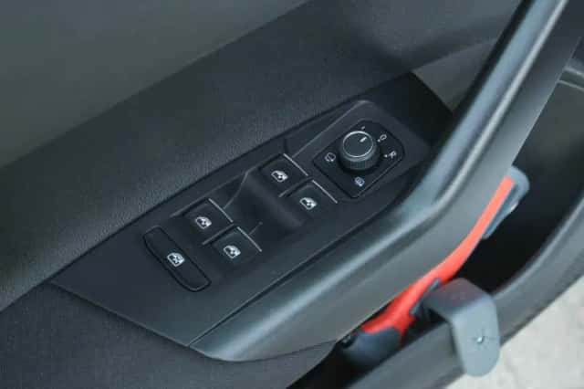 Volkswagen Taigo (2023) thumbnail 44