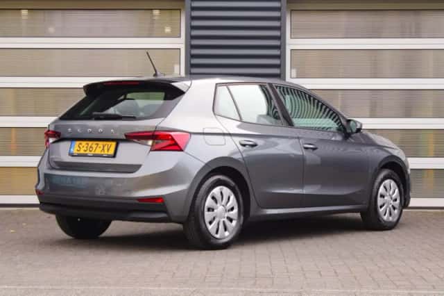 Škoda Fabia (2023) thumbnail 2