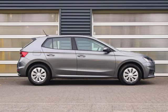 Škoda Fabia (2023) thumbnail 3