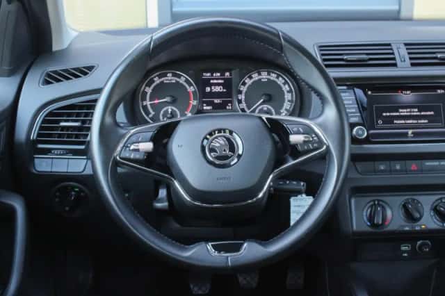 Škoda Fabia (2022) thumbnail 25
