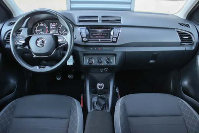 Škoda Fabia (2022) thumbnail 5