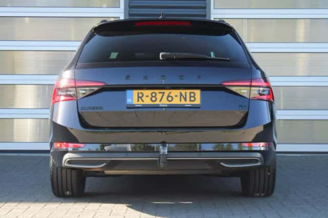 Škoda Superb (2022) thumbnail 12