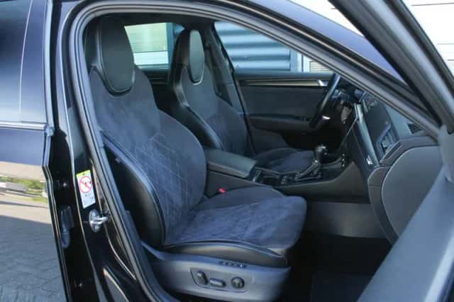 Škoda Superb (2022) thumbnail 17