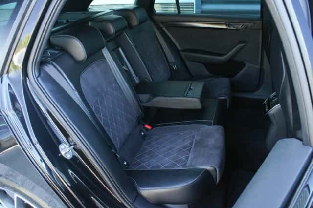 Škoda Superb (2022) thumbnail 19