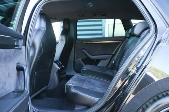 Škoda Superb (2022) thumbnail 24