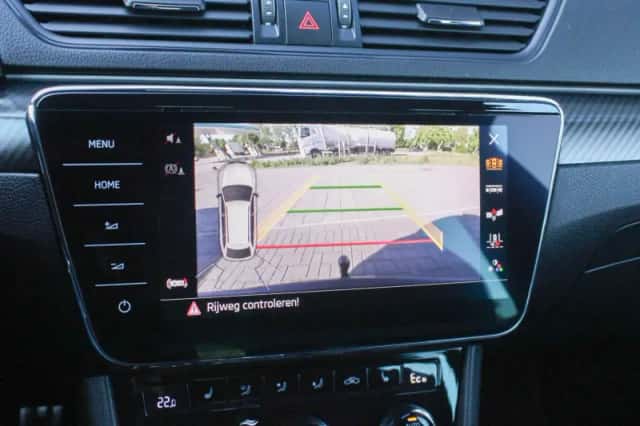 Škoda Superb (2022) thumbnail 35