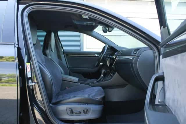 Škoda Superb (2022) thumbnail 45