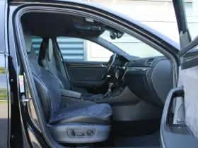 Škoda Superb (2022) thumbnail 45