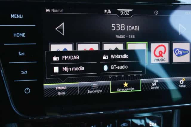 Škoda Superb (2022) thumbnail 63