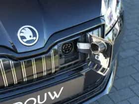 Škoda Superb (2022) thumbnail 10