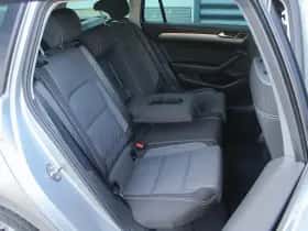 Volkswagen Passat thumbnail 18