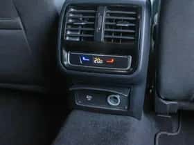 Volkswagen Passat thumbnail 19