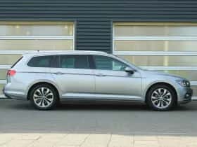 Volkswagen Passat thumbnail 3