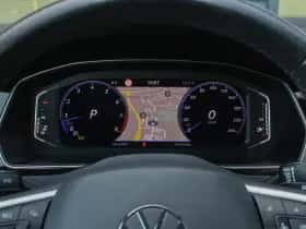 Volkswagen Passat thumbnail 25