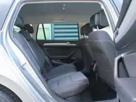 Volkswagen Passat thumbnail 37