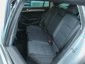 Volkswagen Passat thumbnail 39
