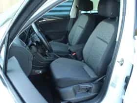 Volkswagen Tiguan (2021) thumbnail 4