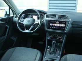 Volkswagen Tiguan (2021) thumbnail 45