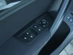 Volkswagen Tiguan (2021) thumbnail 46