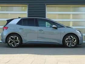 Volkswagen ID.3 (2020) thumbnail 3