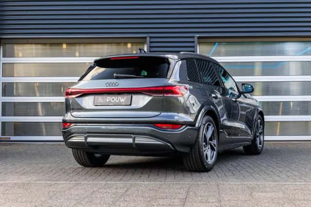 Audi Q6 e-tron (2026) thumbnail 2