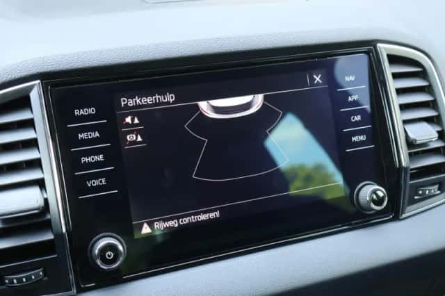 Škoda Karoq (2022) thumbnail 30