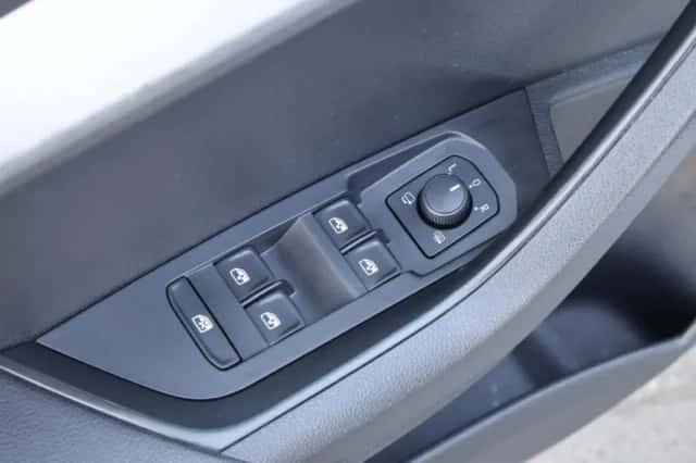 Škoda Karoq (2022) thumbnail 35