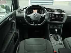 Volkswagen Tiguan (2019) thumbnail 24