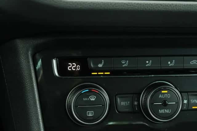 Volkswagen Tiguan (2019) thumbnail 32