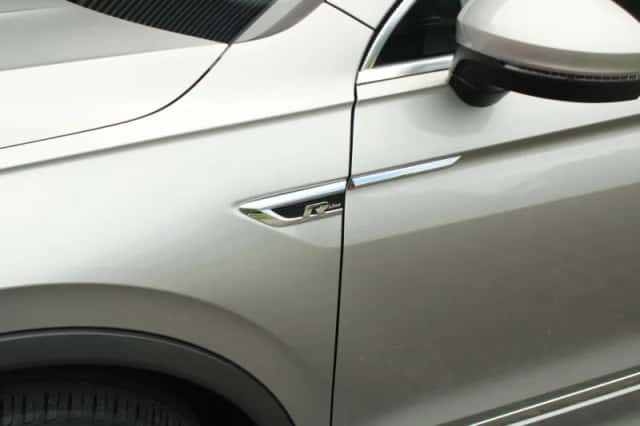 Volkswagen Tiguan (2019) thumbnail 36