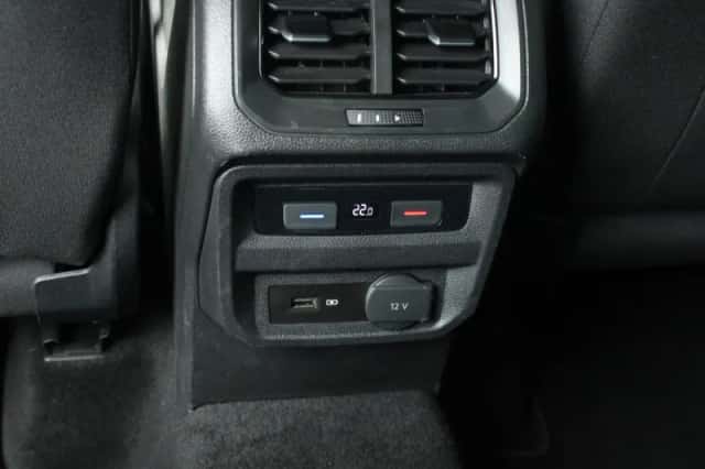Volkswagen Tiguan (2019) thumbnail 41