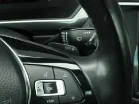 Volkswagen Tiguan (2019) thumbnail 48