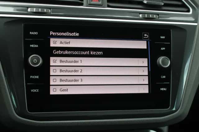 Volkswagen Tiguan (2019) thumbnail 57