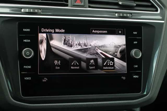 Volkswagen Tiguan (2019) thumbnail 58