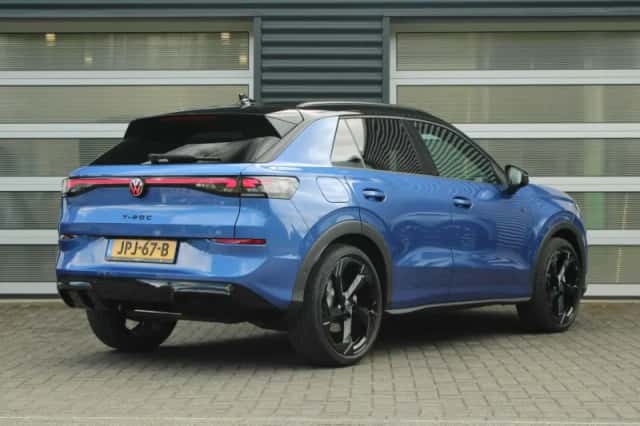 Volkswagen T-Roc (2025) thumbnail 2