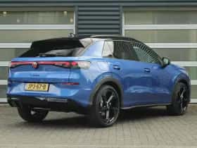 Volkswagen T-Roc (2025) thumbnail 2