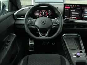 Volkswagen T-Roc (2025) thumbnail 18