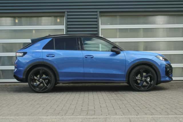 Volkswagen T-Roc (2025) thumbnail 3