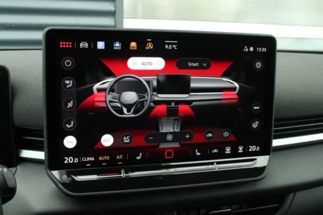 Volkswagen T-Roc (2025) thumbnail 50