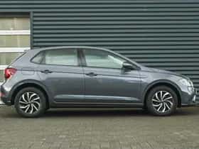 Volkswagen Polo (2022) thumbnail 3