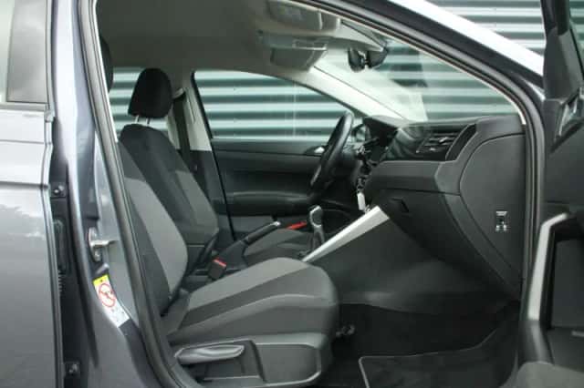 Volkswagen Polo (2022) thumbnail 32