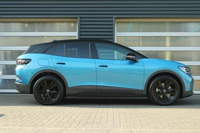 Volkswagen ID.4 (2026) thumbnail 3