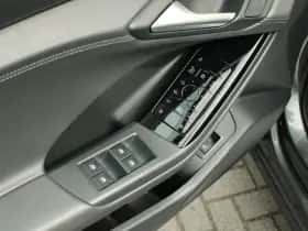 Audi Q6 e-tron (2024) thumbnail 42