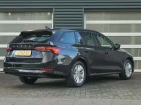 Škoda Octavia (2021) thumbnail 2