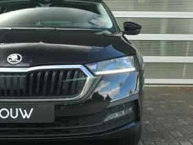 Škoda Octavia (2021) thumbnail 9