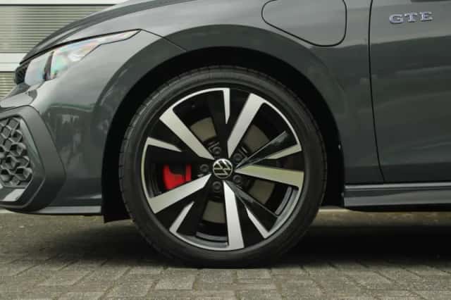 Volkswagen Golf (2025) thumbnail 15