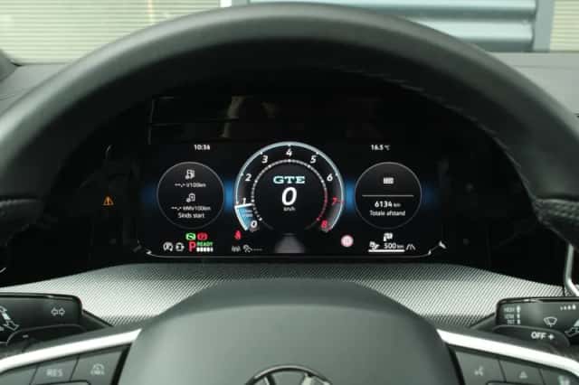 Volkswagen Golf (2025) thumbnail 26