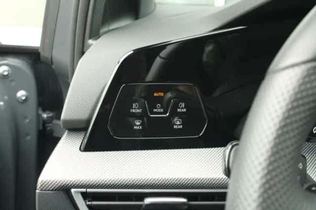 Volkswagen Golf (2025) thumbnail 46