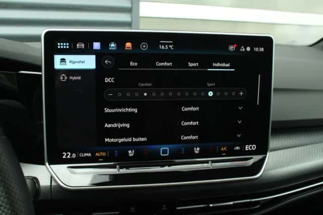 Volkswagen Golf (2025) thumbnail 51